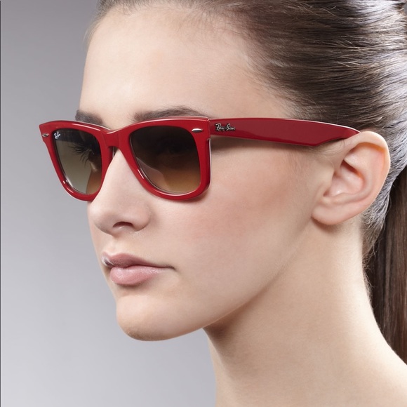 sunglass hut new wayfarer